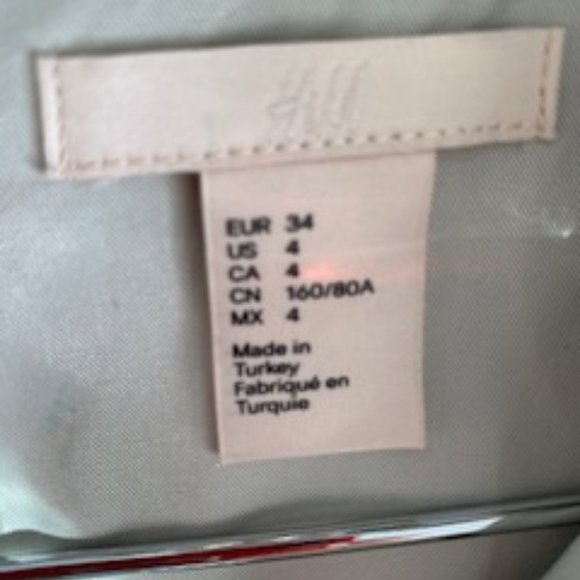 Cropped Top - Picture 4 of 4